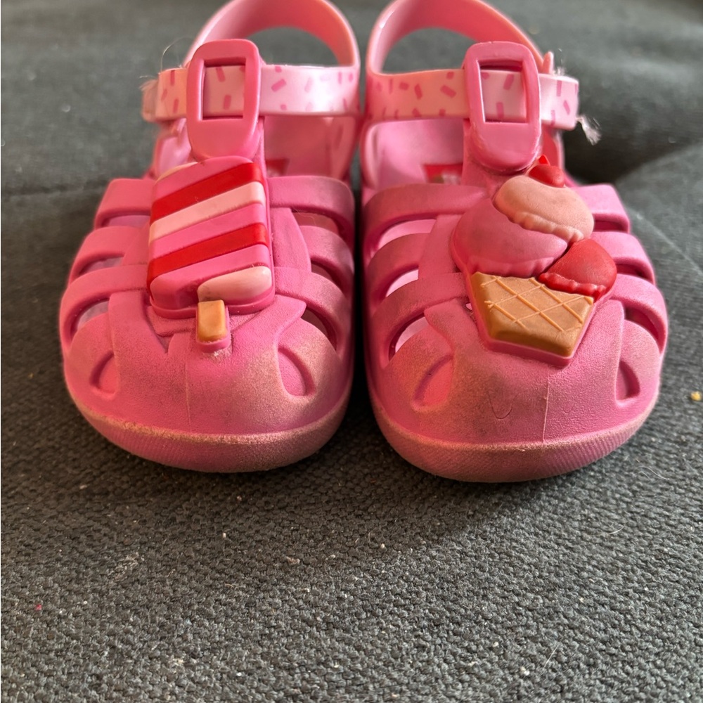 Ipanema Sandals - Picture 4 of 6